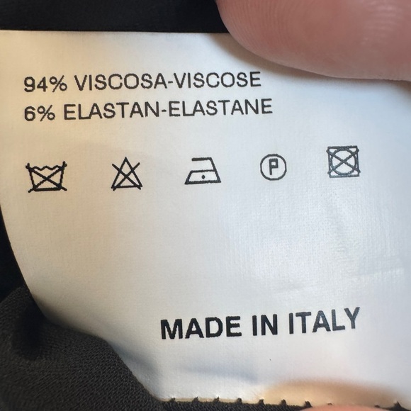 Atos Lombardini Sleeveless Blouse Black - Picture 11 of 12